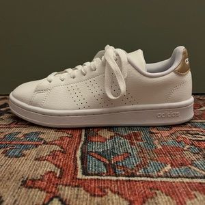 Adidas White and Gold Sneaker, Size 6